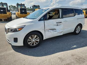  Salvage Kia Sedona