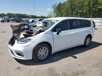  Salvage Chrysler Pacifica