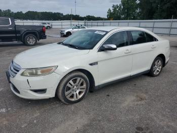  Salvage Ford Taurus