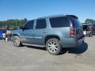 GMC Yukon Denali Image 11