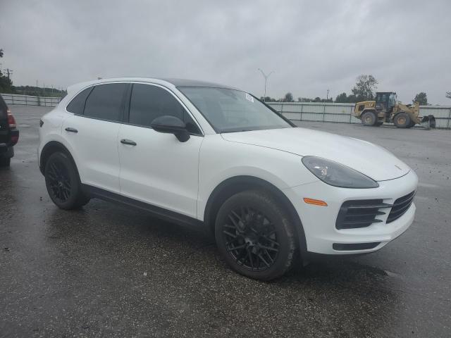 Porsche Cayenne Image 6
