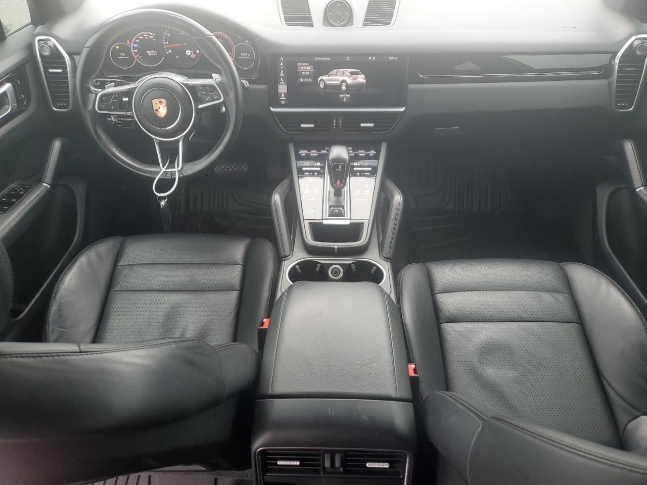 Porsche Cayenne Image 5