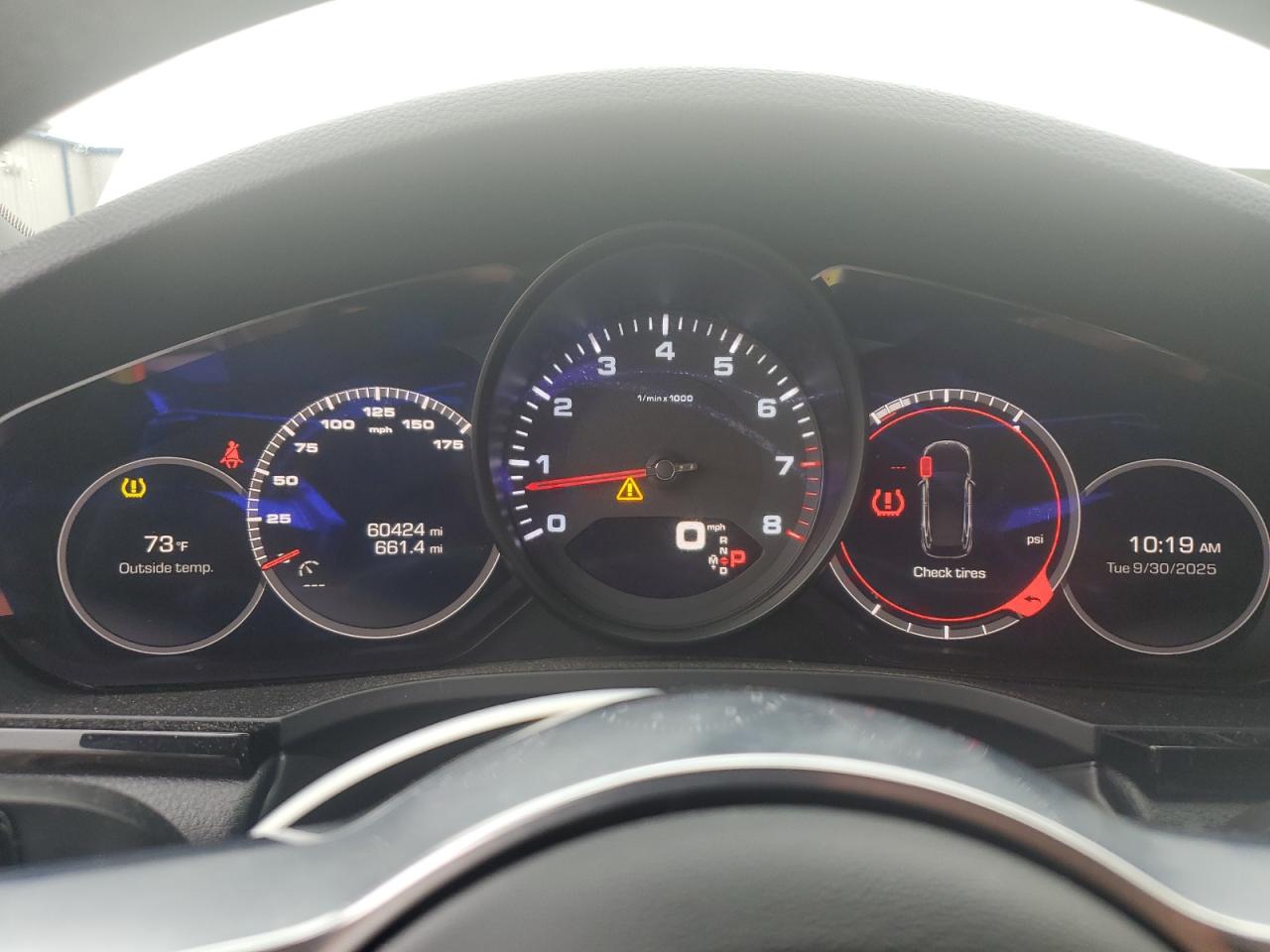 Porsche Cayenne Image 8