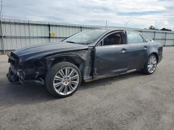  Salvage Jaguar XJ