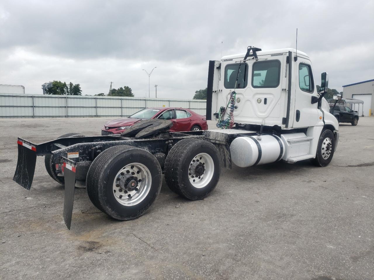 Freightliner Cascadia 1 Image 6