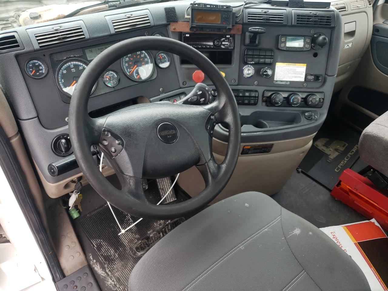 Freightliner Cascadia 1 Image 4