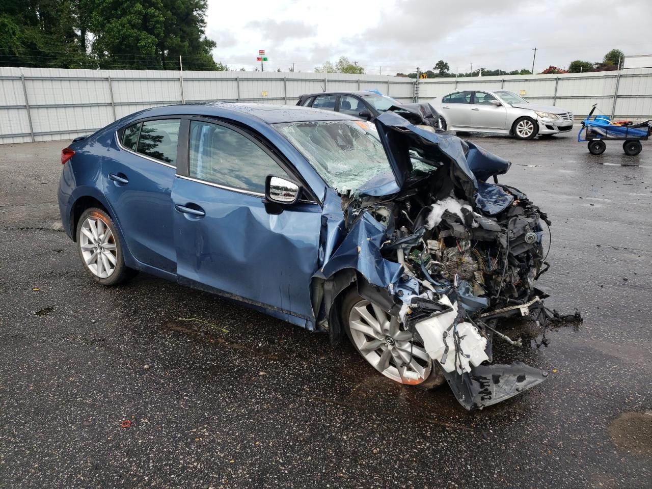 Mazda 3 Touring Image 5