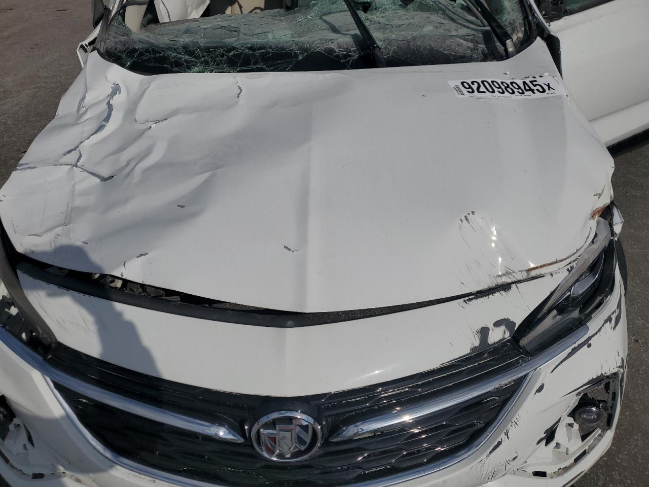 Buick Encore Essence Image 12