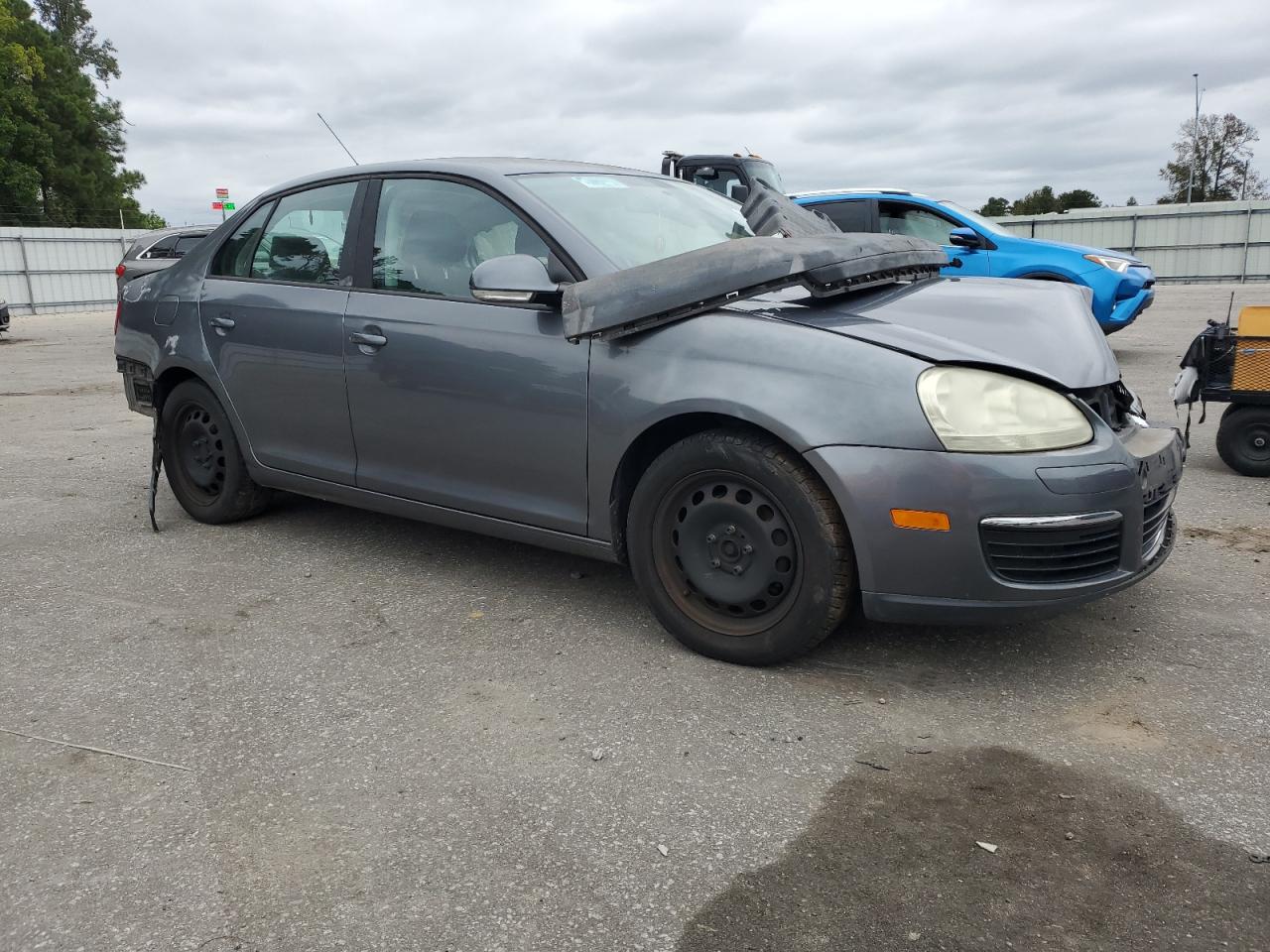 Volkswagen Jetta S Image 4