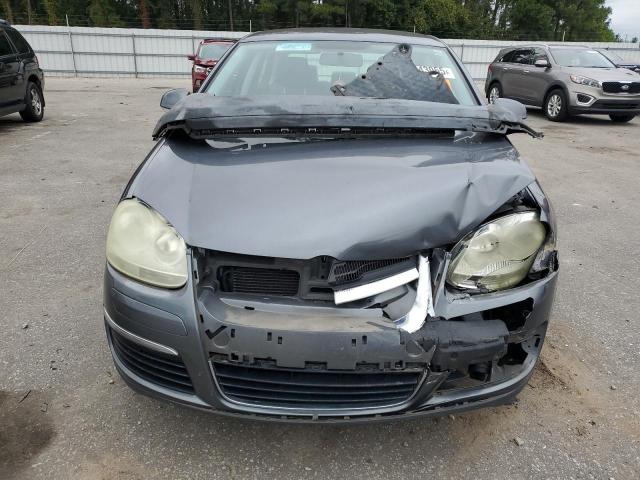 Volkswagen Jetta S Image 3