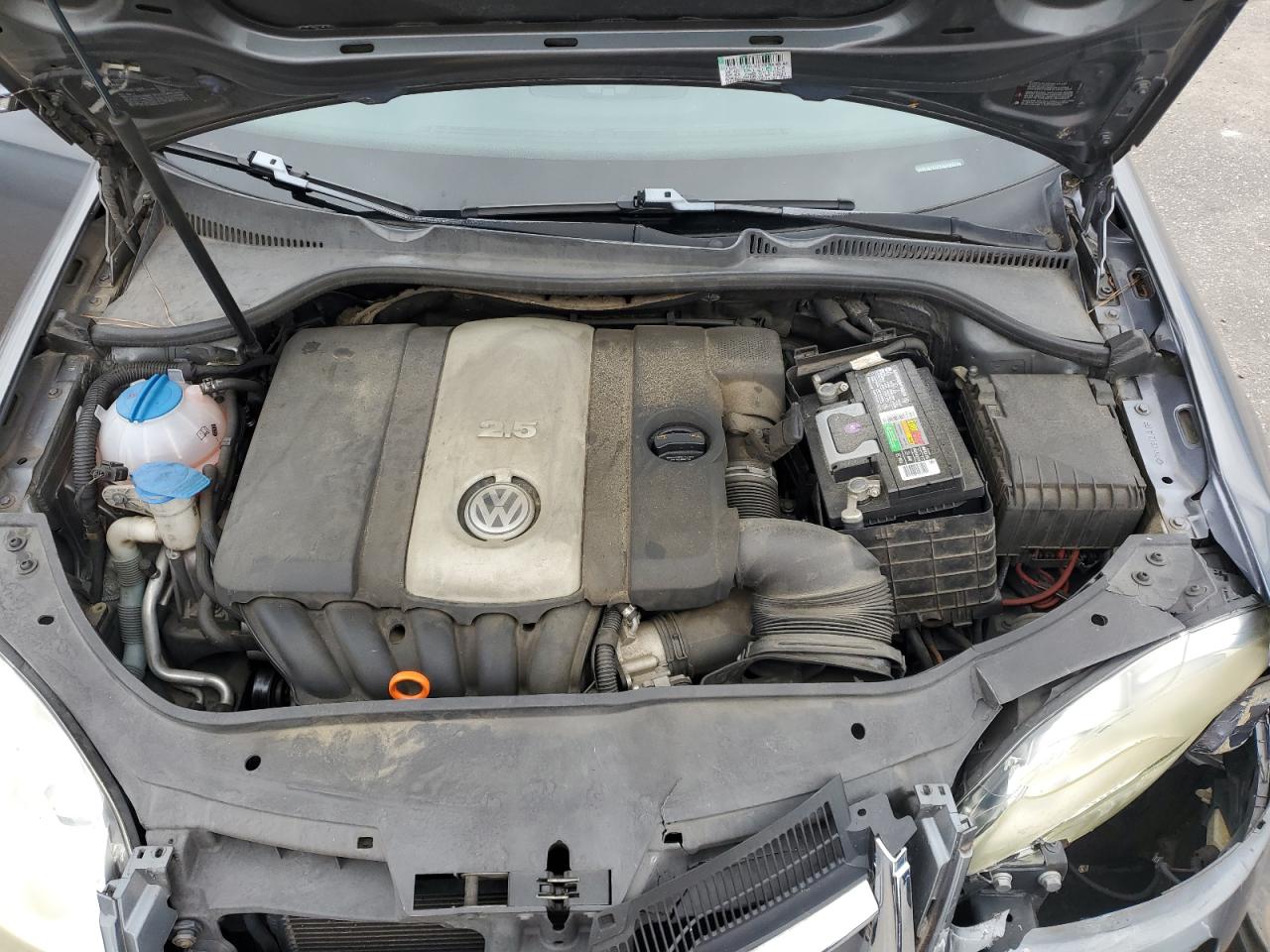 Volkswagen Jetta S Image 7