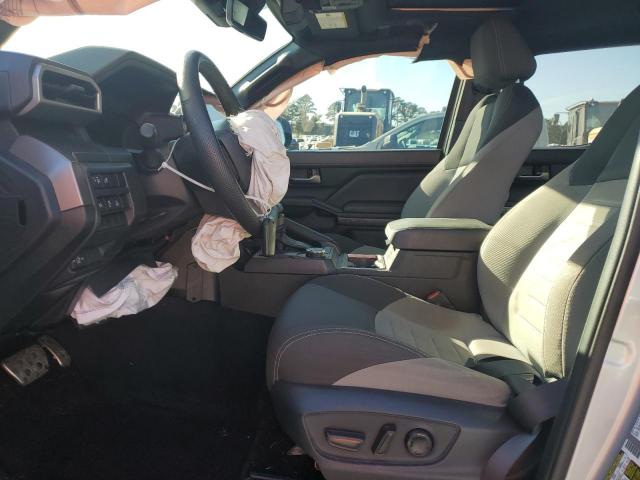 Toyota Tacoma Double Cab Image 11