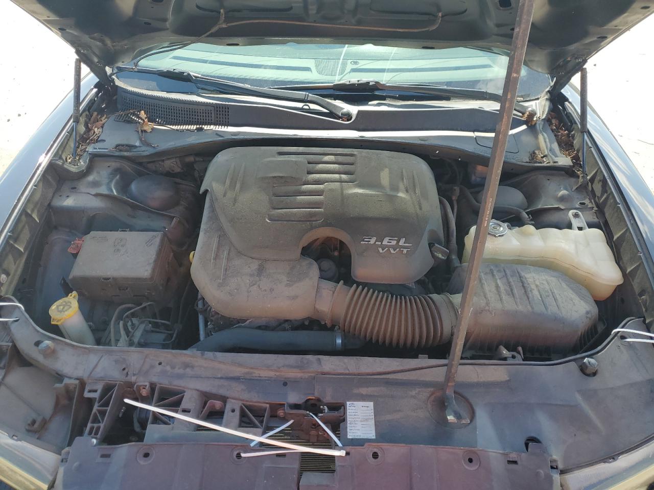 Dodge Charger Se Image 10