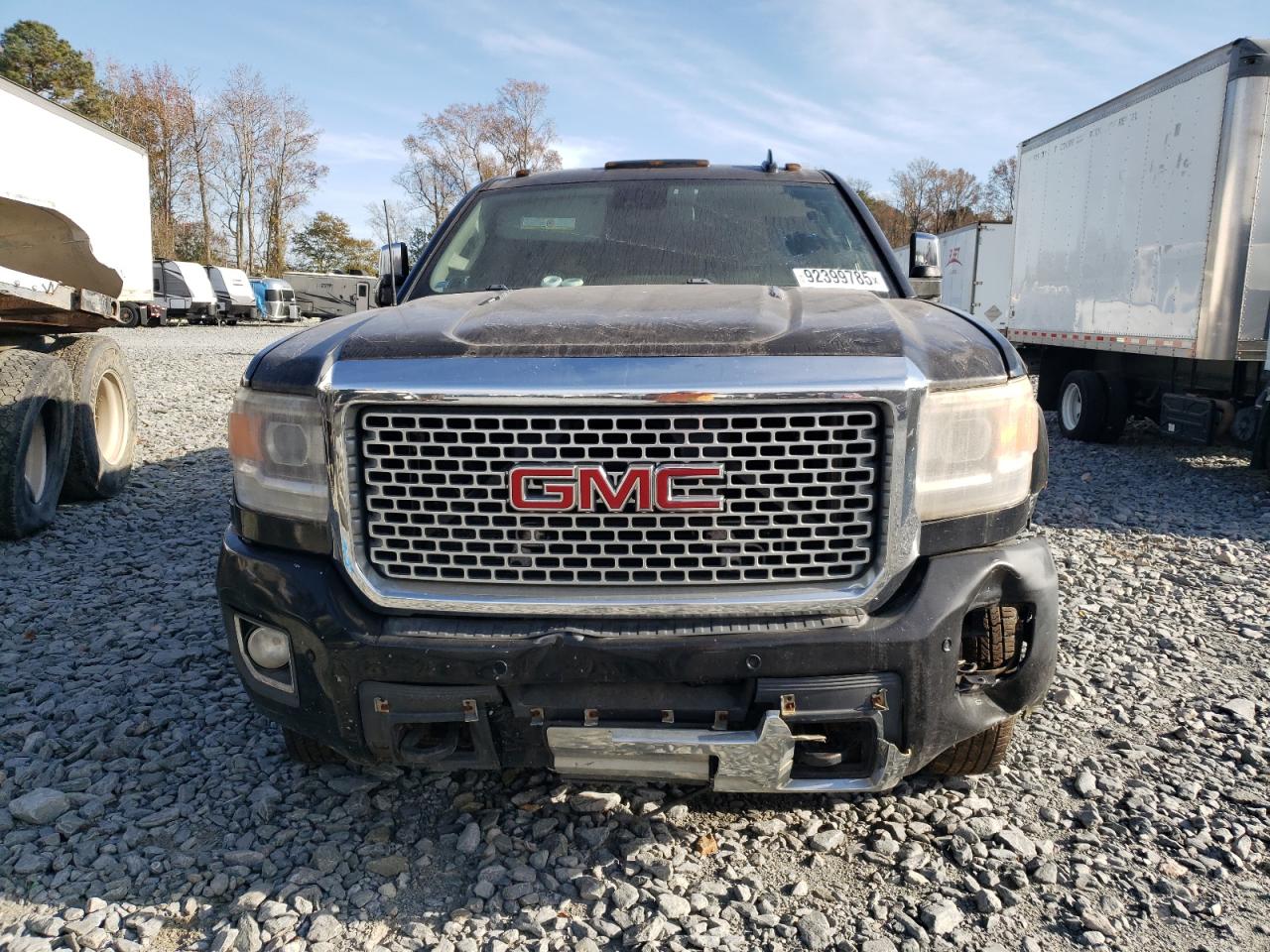 GMC Sierra K3500 Denali Image 11