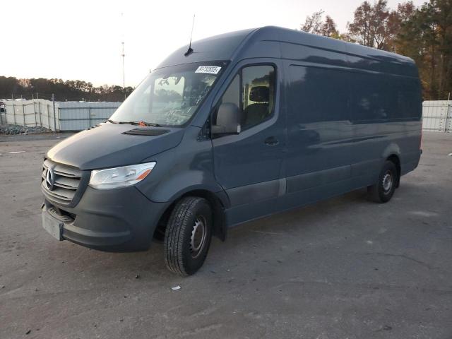  Salvage Mercedes-Benz Sprinter