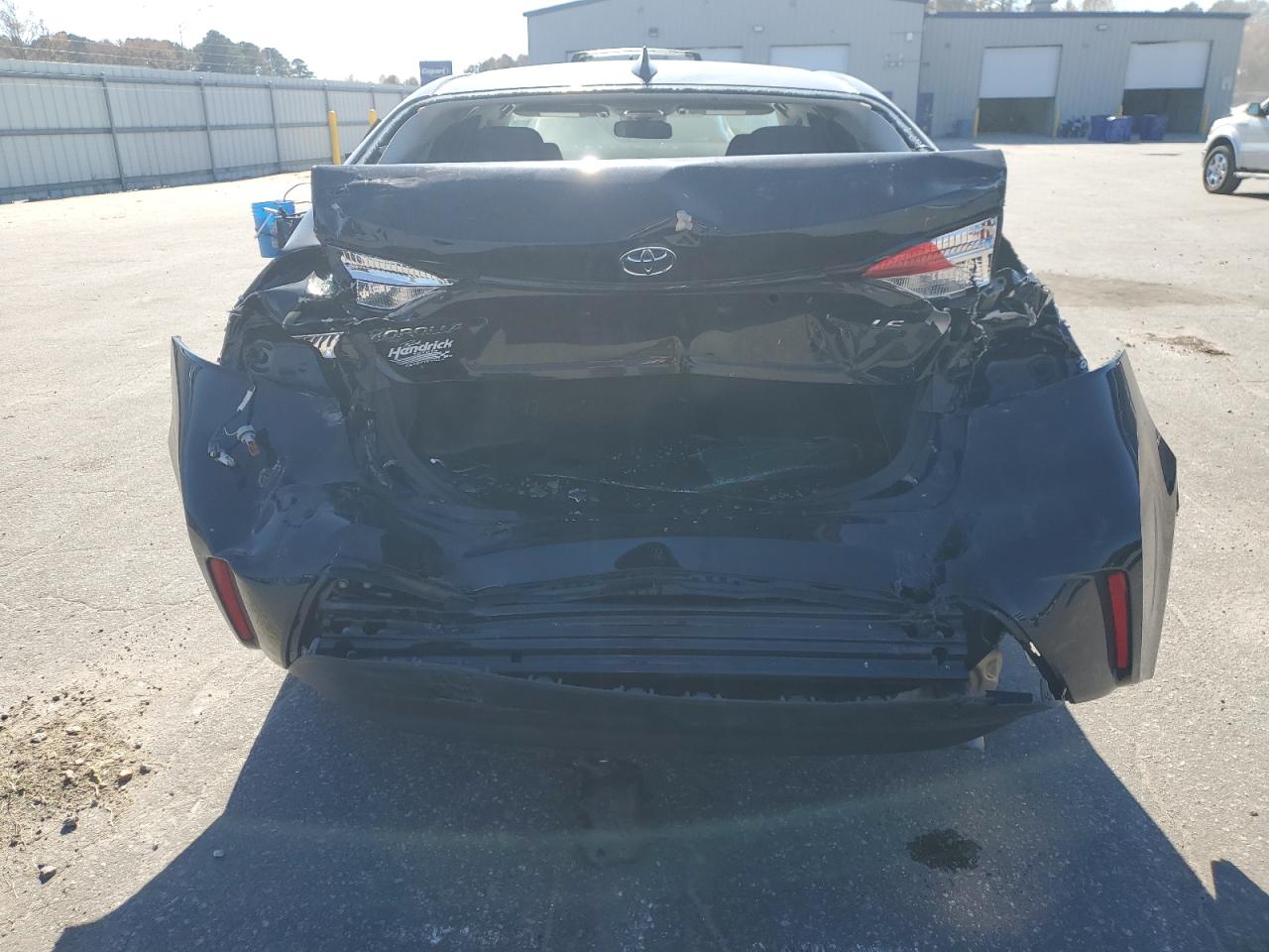 Toyota Corolla Le Image 5