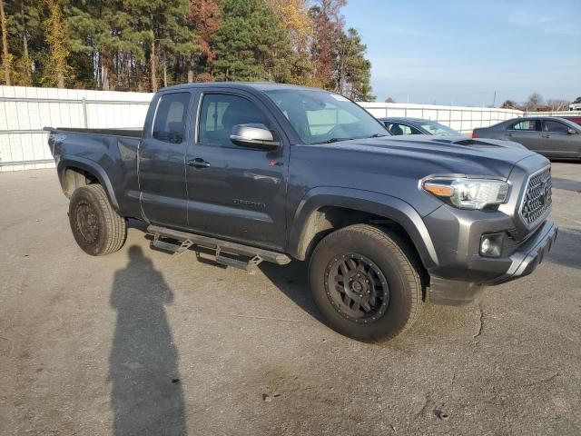 Toyota Tacoma Access Cab Image 8