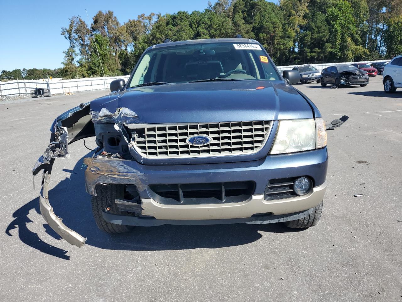 Ford Explorer Eddie Bauer Image 2