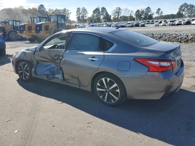 Nissan Altima 3.5sl Image 5