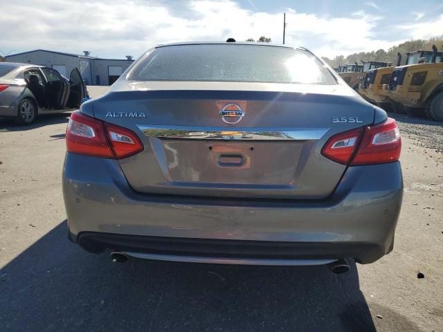 Nissan Altima 3.5sl Image 3