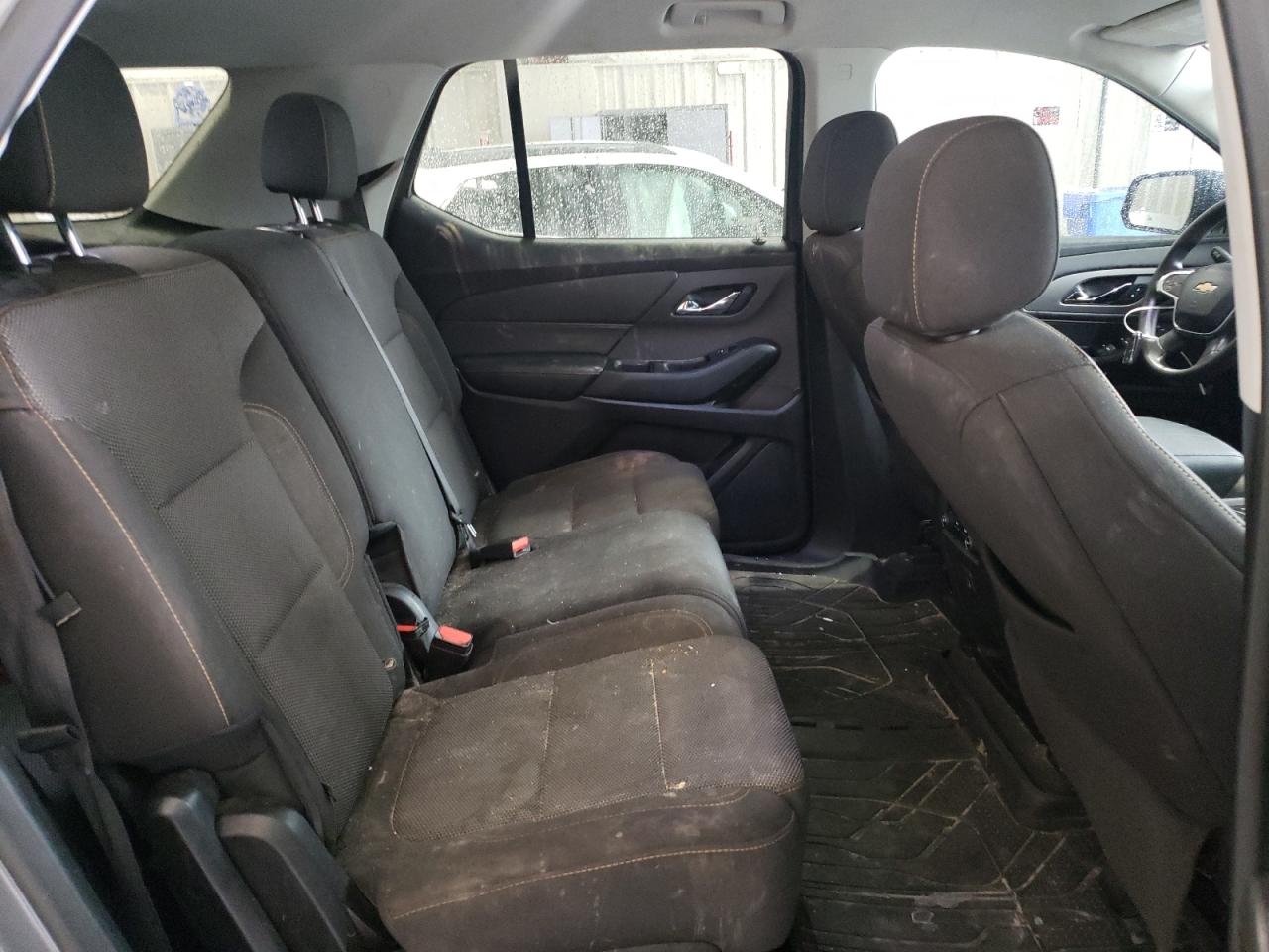 Chevrolet Traverse Ls Image 10