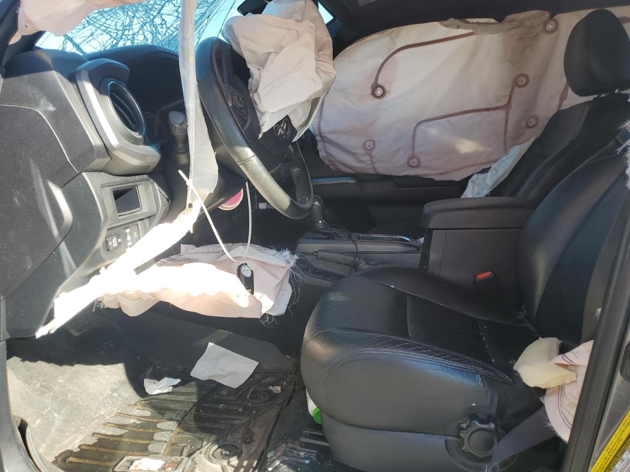 Toyota Tacoma Double Cab Image 9