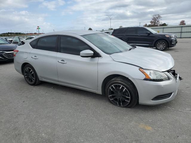 Nissan Sentra S Image 5