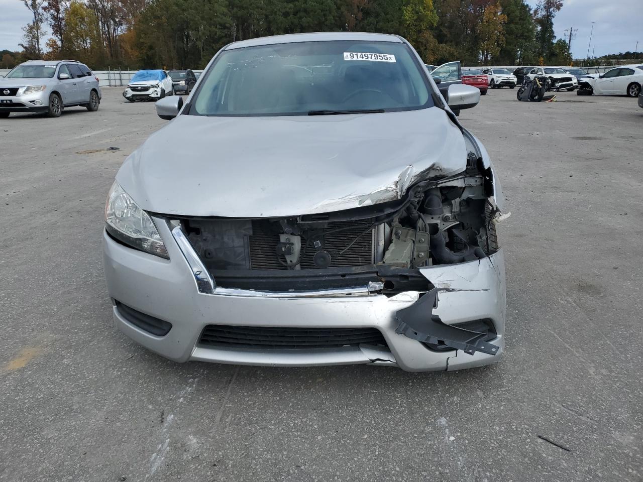 Nissan Sentra S Image 2