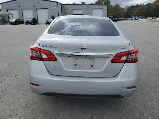 Nissan Sentra S Image 10