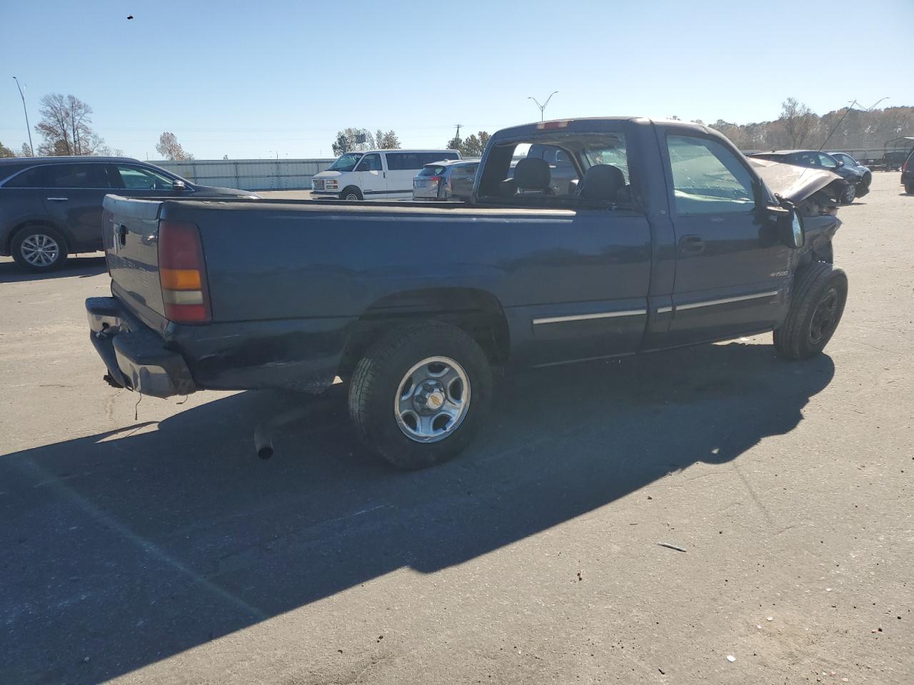 Chevrolet Silverado C1500 Image 7