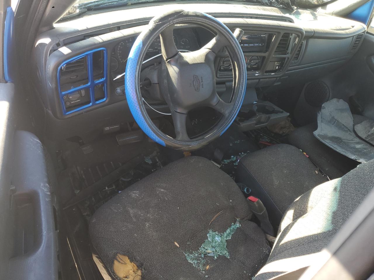 Chevrolet Silverado C1500 Image 5