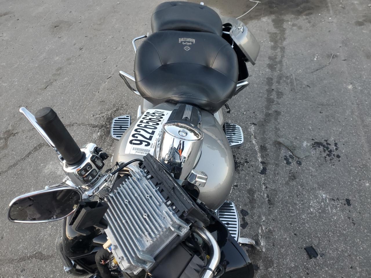 Harley-Davidson Fl Ultra Limited Image 4