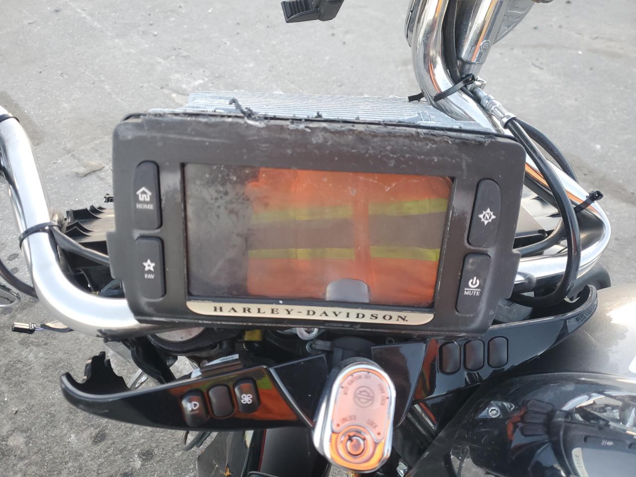 Harley-Davidson Fl Ultra Limited Image 6