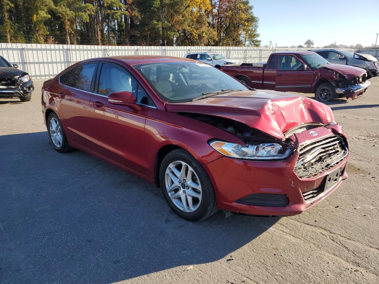 Ford Fusion Se Image 4