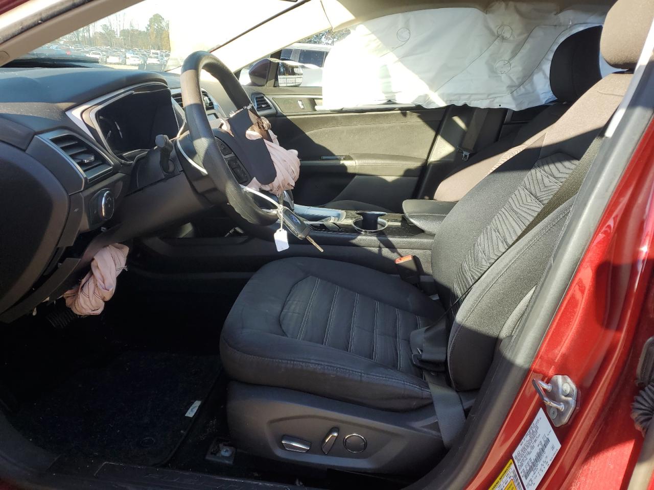 Ford Fusion Se Image 5