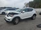 Volvo XC40 T4 Momentum Image 1