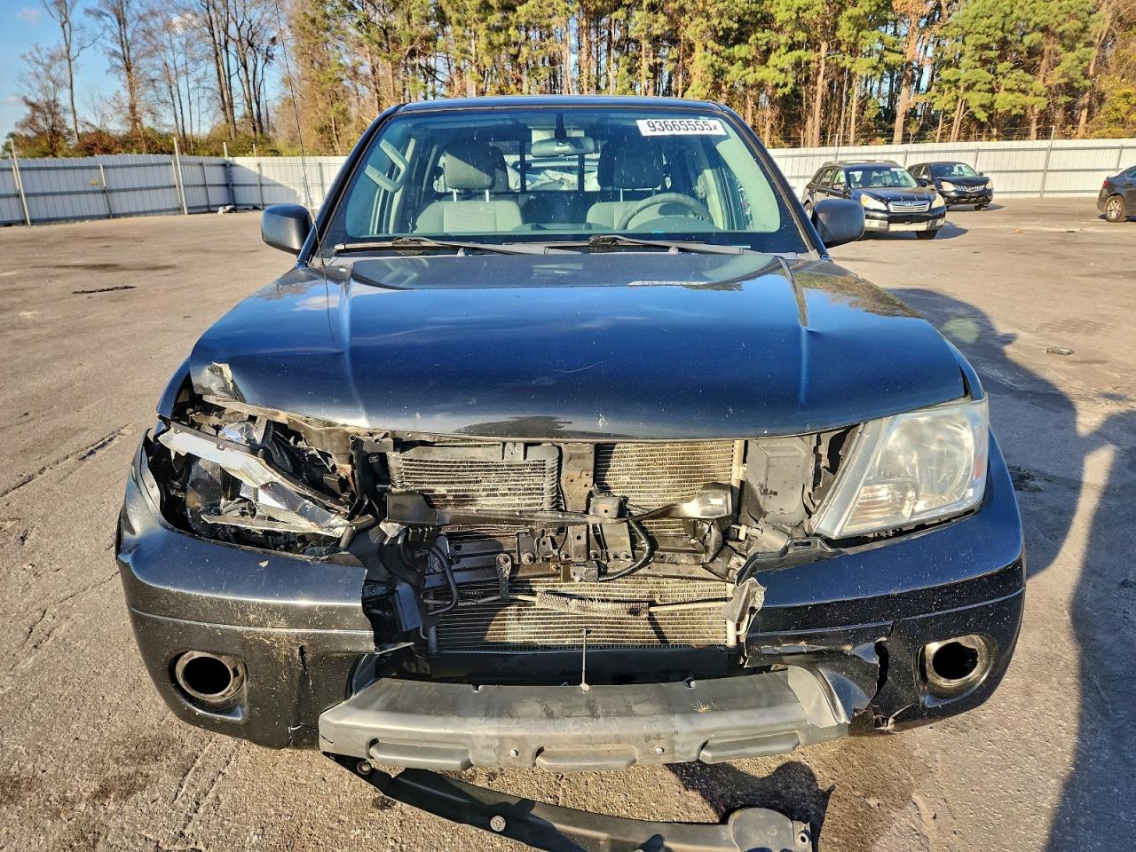 Nissan Frontier S Image 11