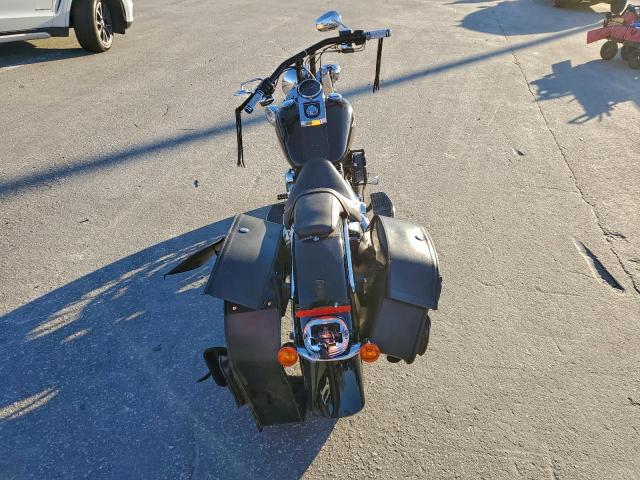 Harley-Davidson Fl Image 3