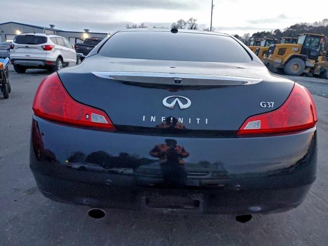 INFINITI G37 Base Image 6