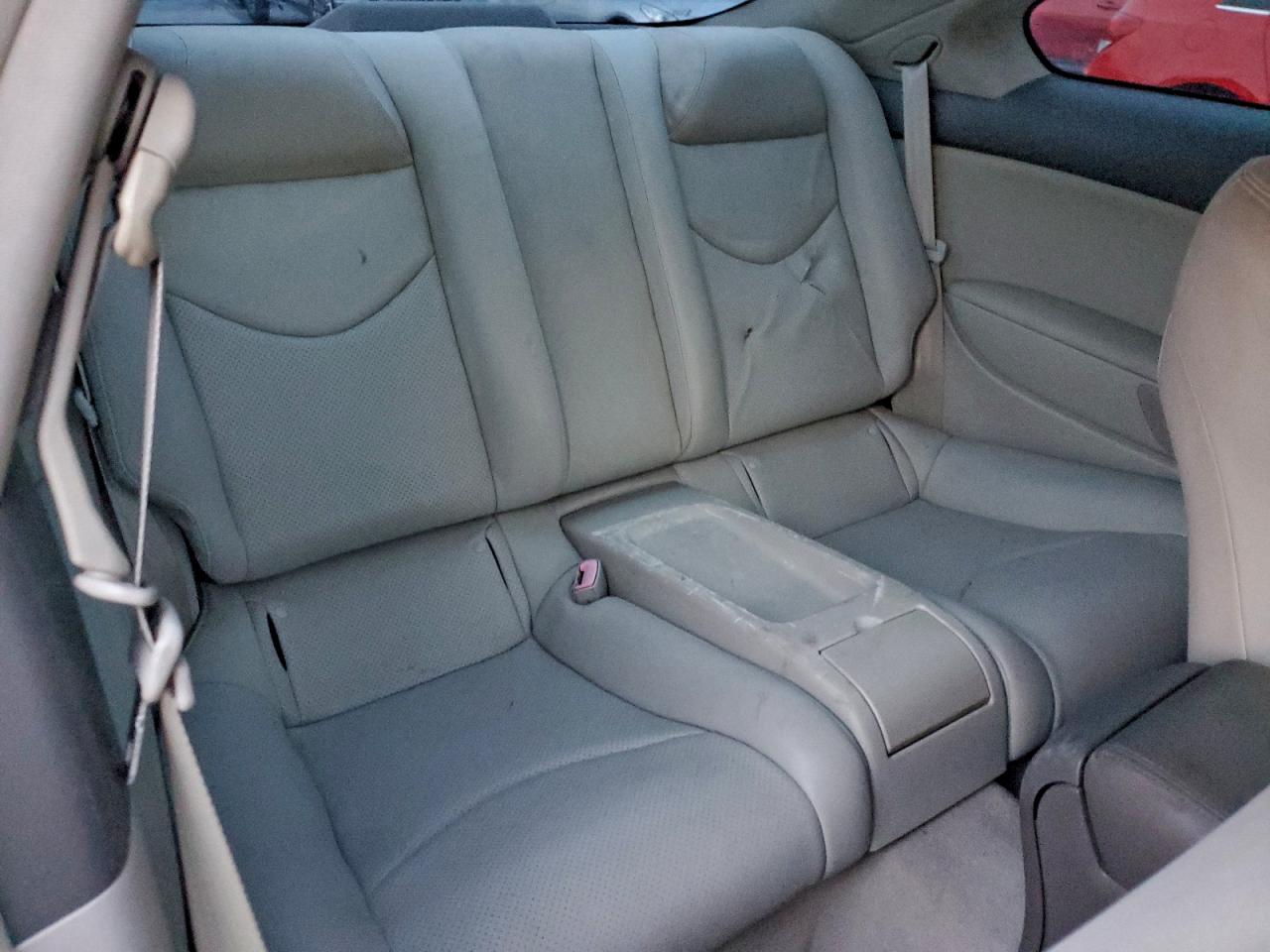 INFINITI G37 Base Image 12