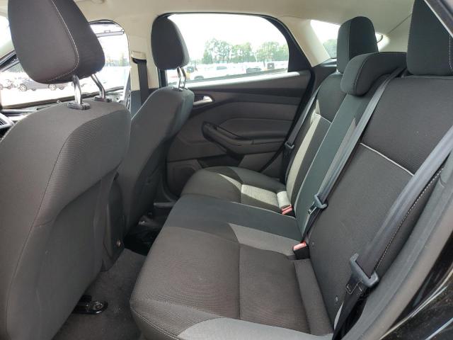 Ford Focus Se Image 6