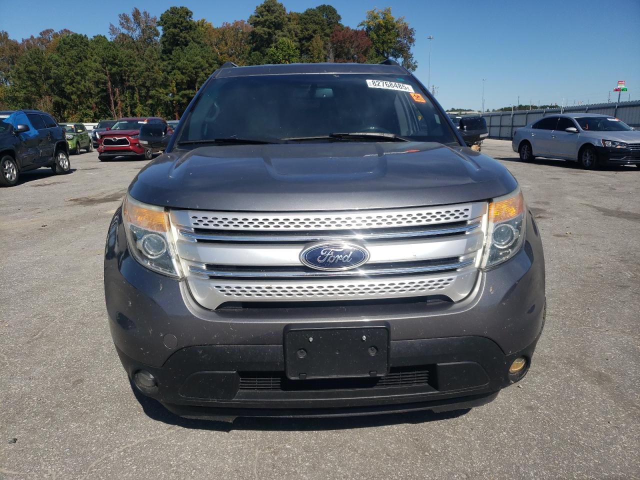 Ford Explorer Xlt Image 6