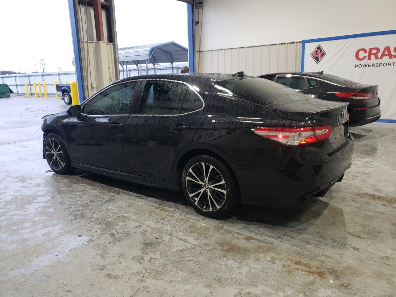 Toyota Camry Se Image 7