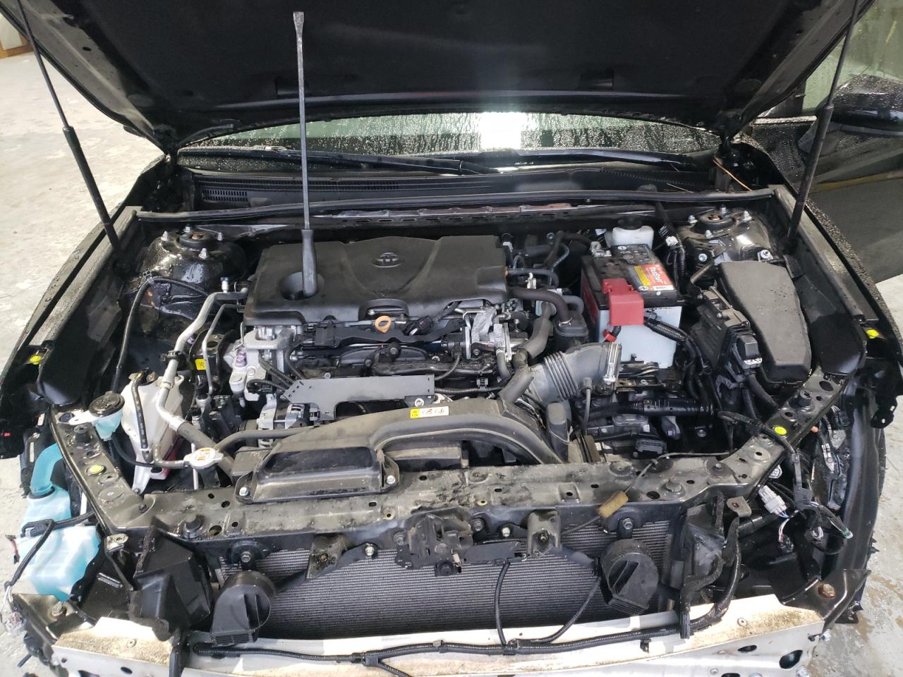 Toyota Camry Se Image 2