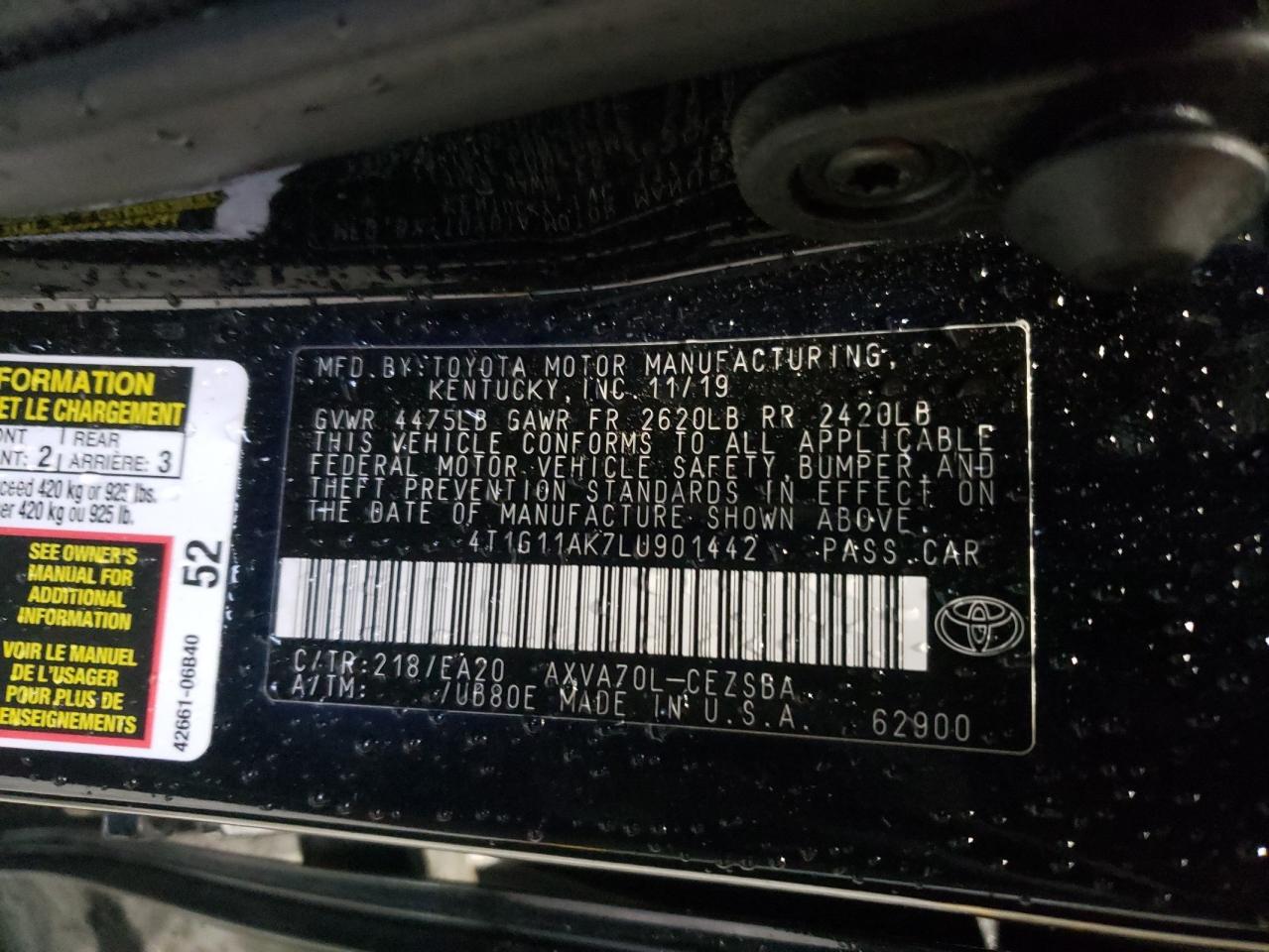 Toyota Camry Se Image 12