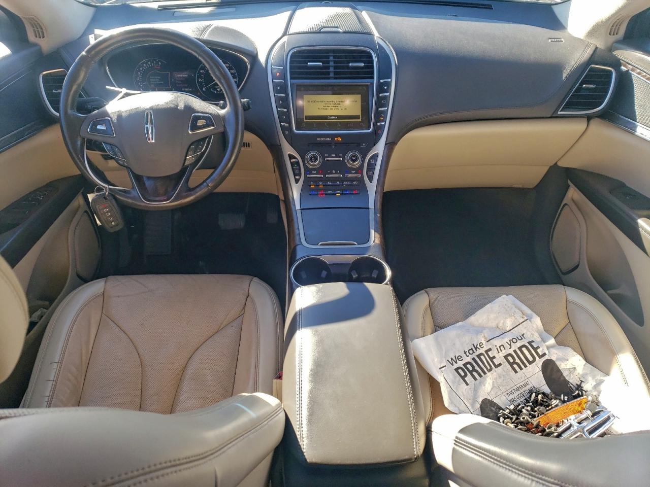 Lincoln MKX Reserve Image 3