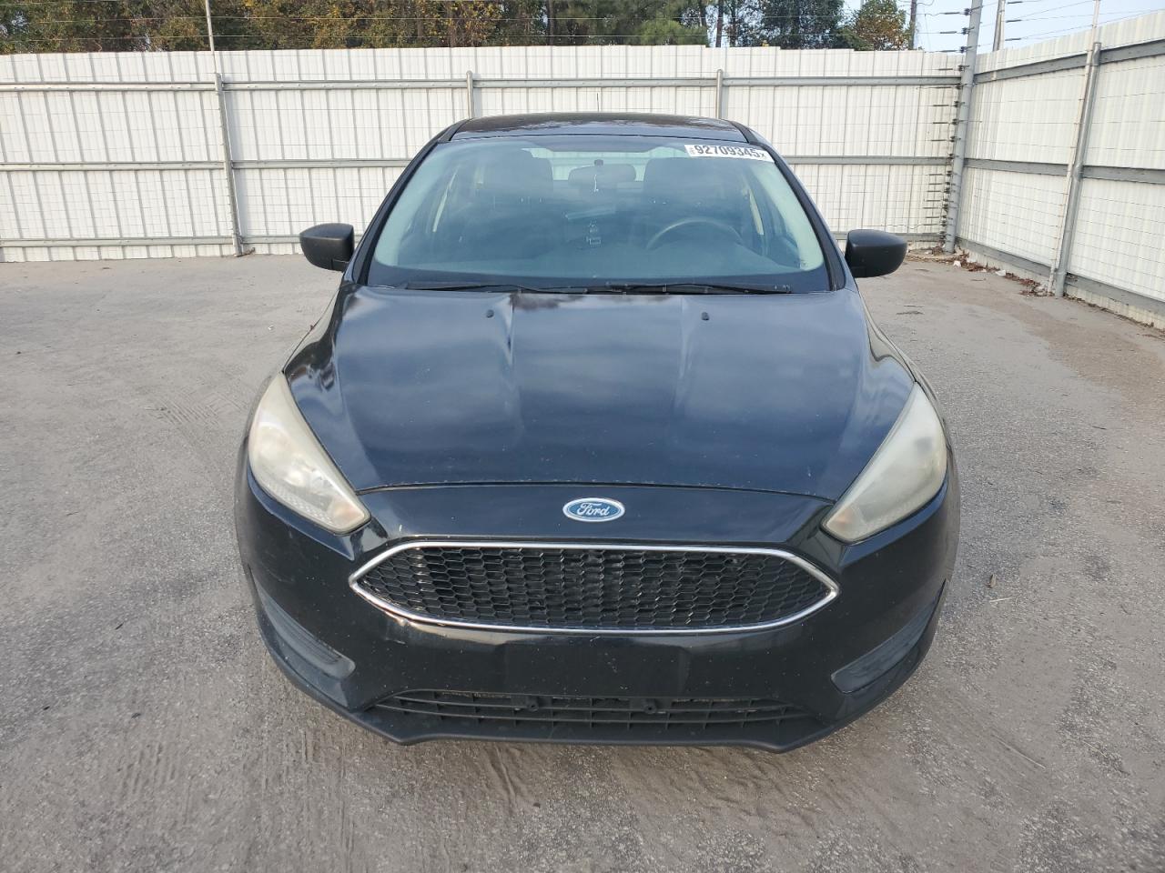 Ford Focus S Image 3