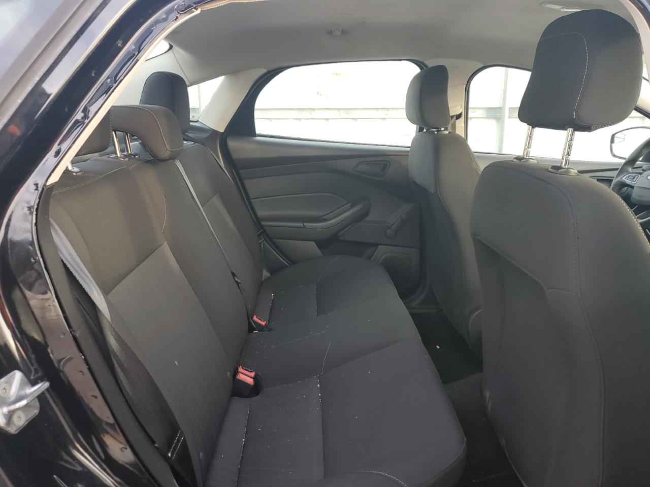 Ford Focus S Image 11