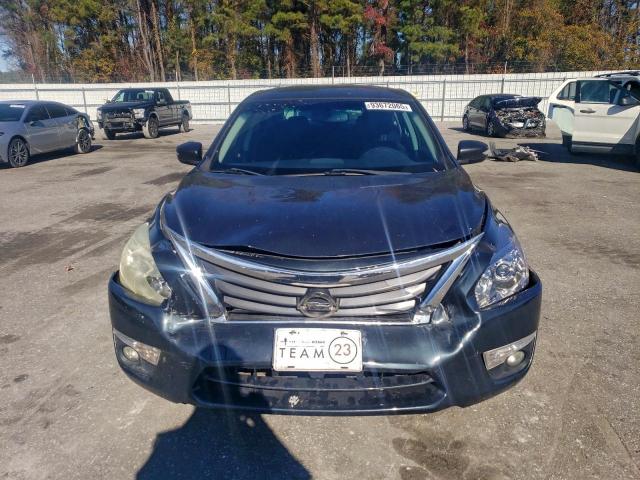 Nissan Altima 2.5 Image 5