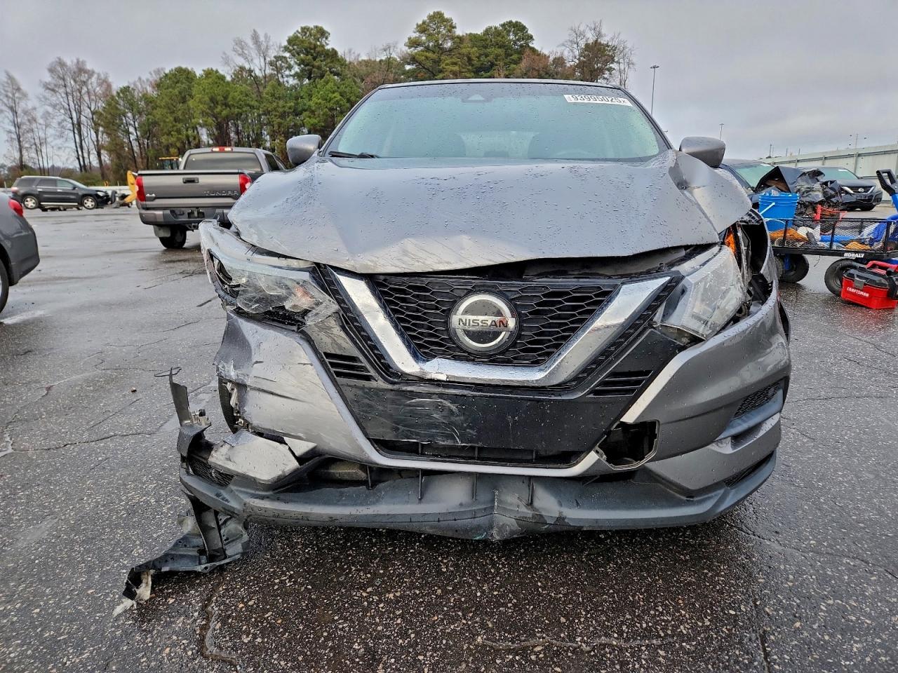 Nissan Rogue S Image 4